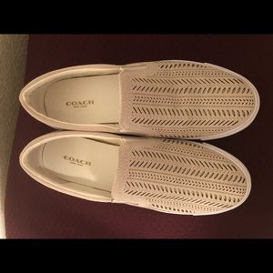 Coach Authentic slip on Sneakers Tan Suede 7.5 M